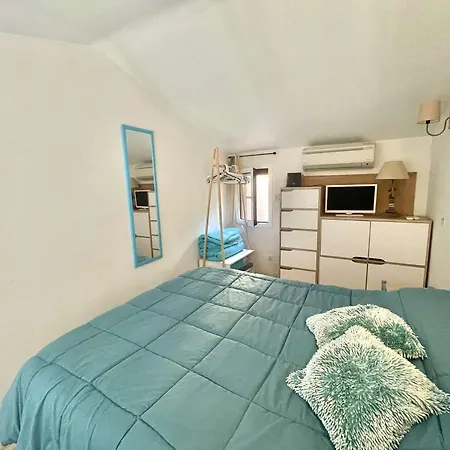 Vakantiehuis Maison De Vacances 4 Pieces Avec Vue Mer, Climatisation Et Parking A Porticcio - Fr-1-61-622